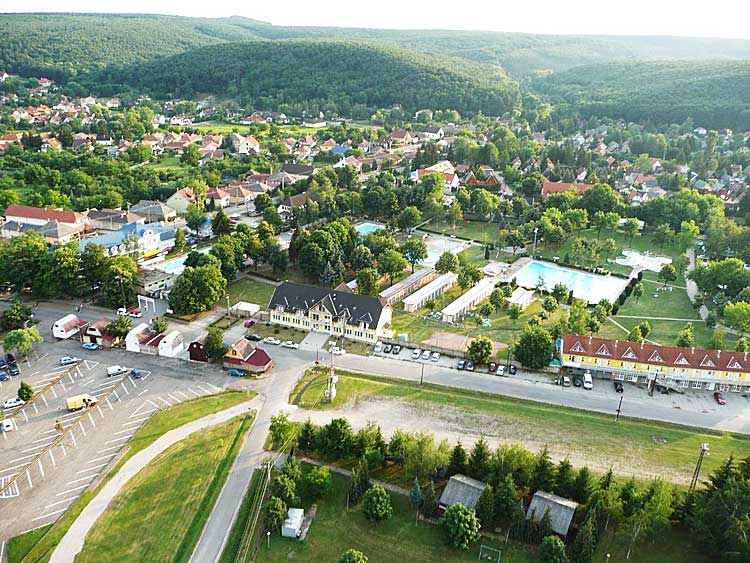 Bogács fentröl fotózva